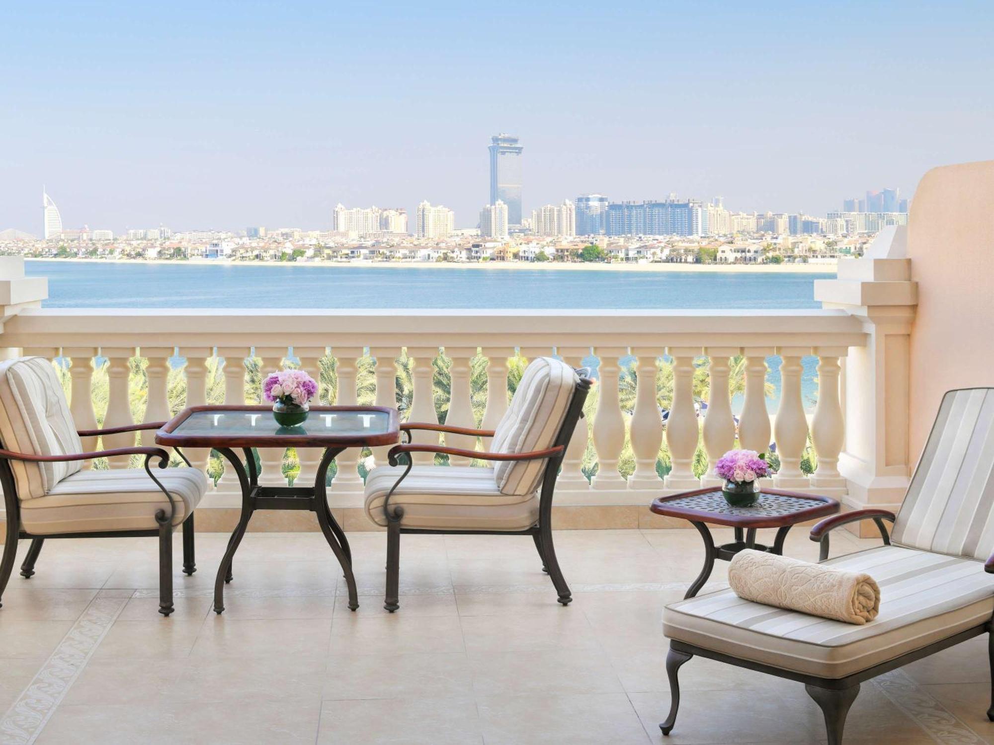 Raffles The Palm Hotell Dubai Exteriör bild